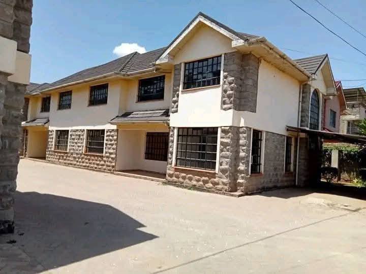 Spacious 3-Bedroom Master En-suite + DSQ for Rent – Syokimau