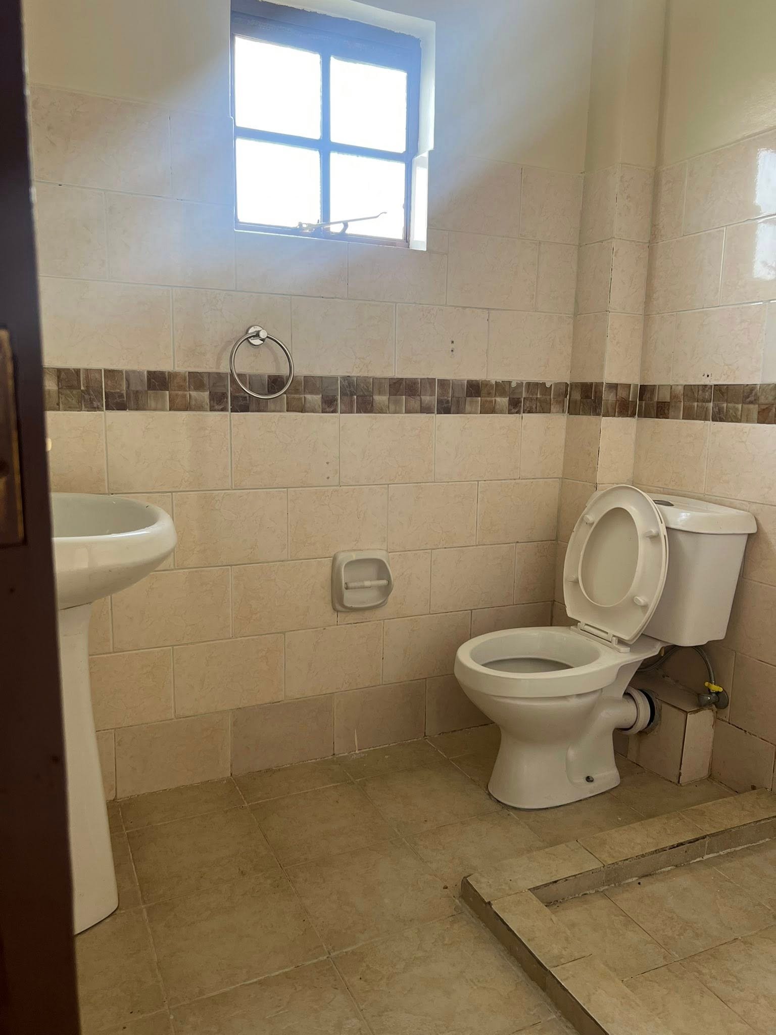 2 Bedroom Apartment To Let - Utawala Airways