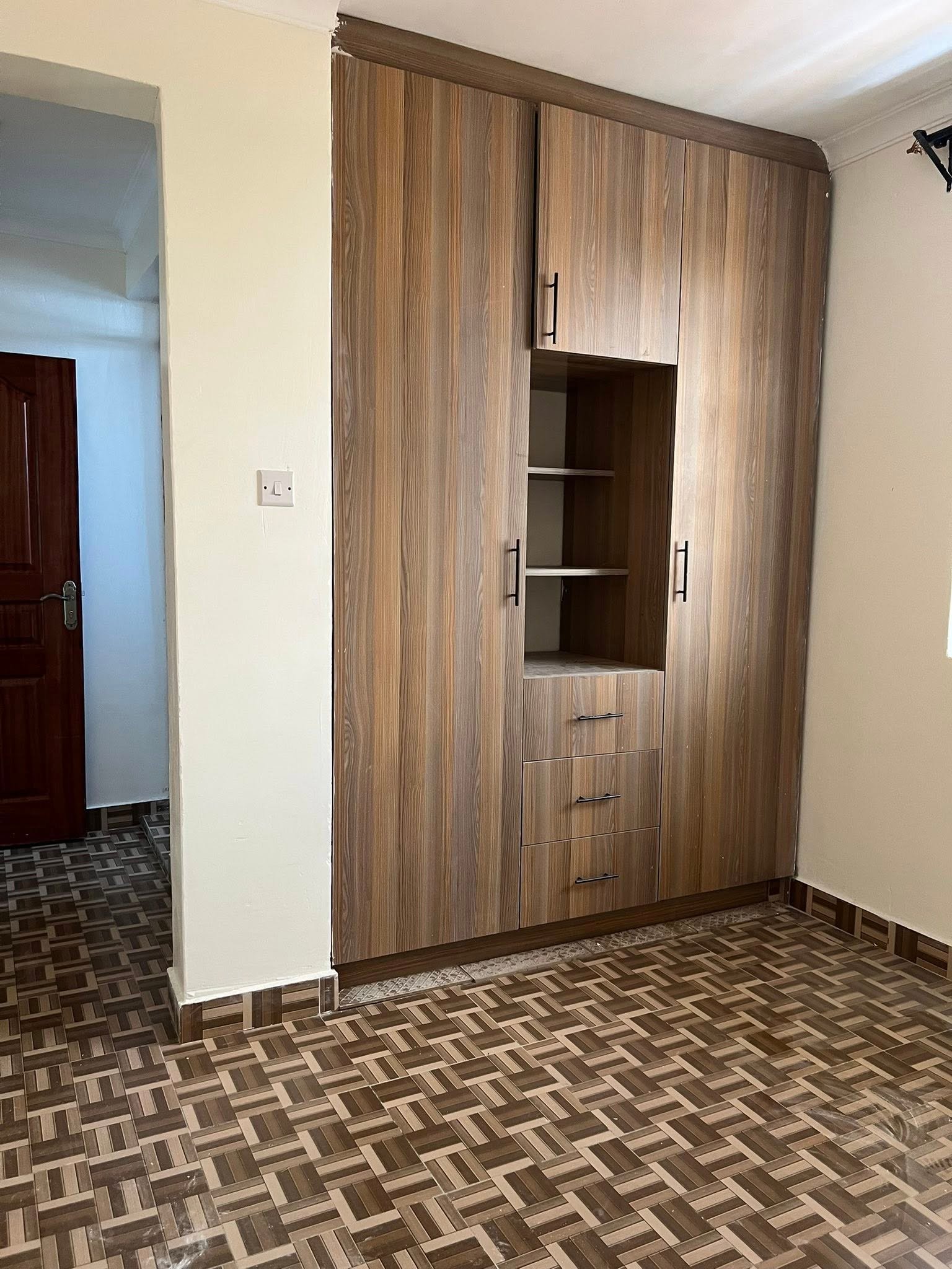 2 Bedroom Apartment To Let - Utawala Shooters
