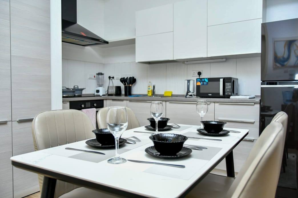 2-Bedroom Fully Furnished Apartment in Westlands