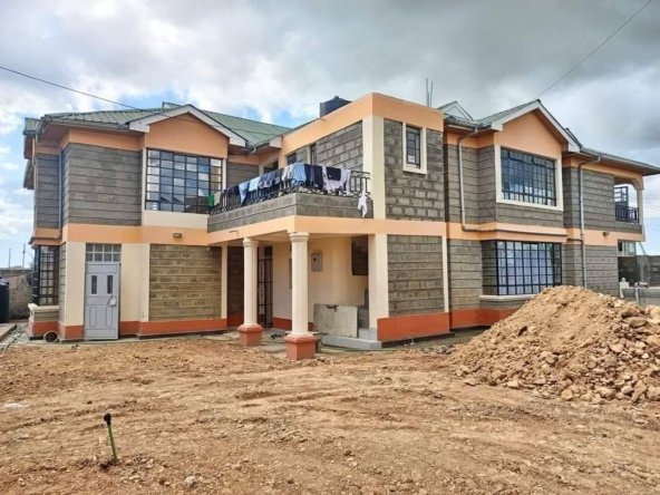 2-Bedroom Master En-suite Apartment in Sabaki