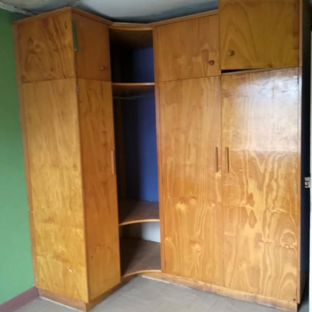 3 Bedroom Bungalow To Let – Kariobangi South