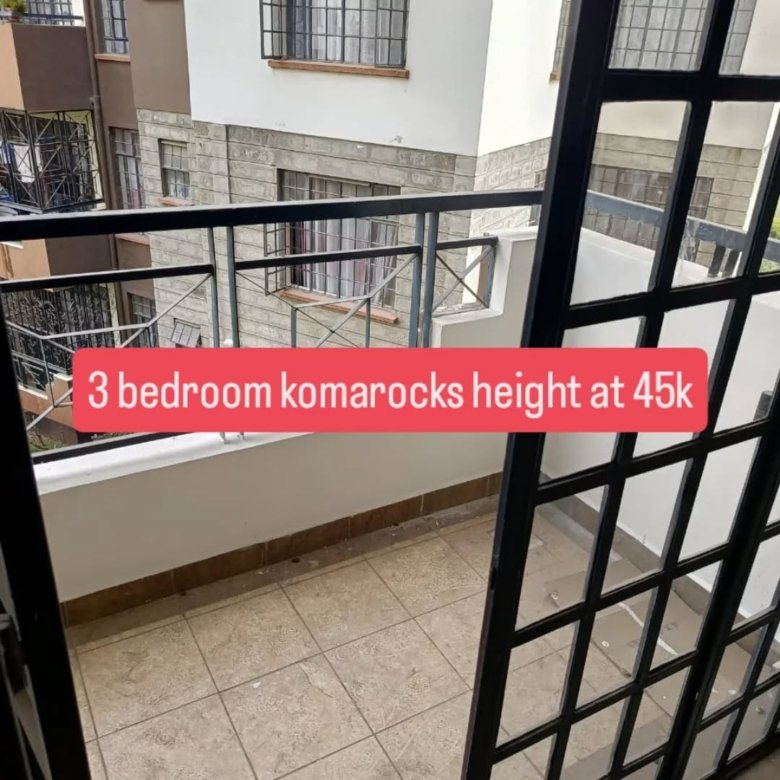 3 Bedroom Master Ensuite Apartment To Let – Komarocks Heights