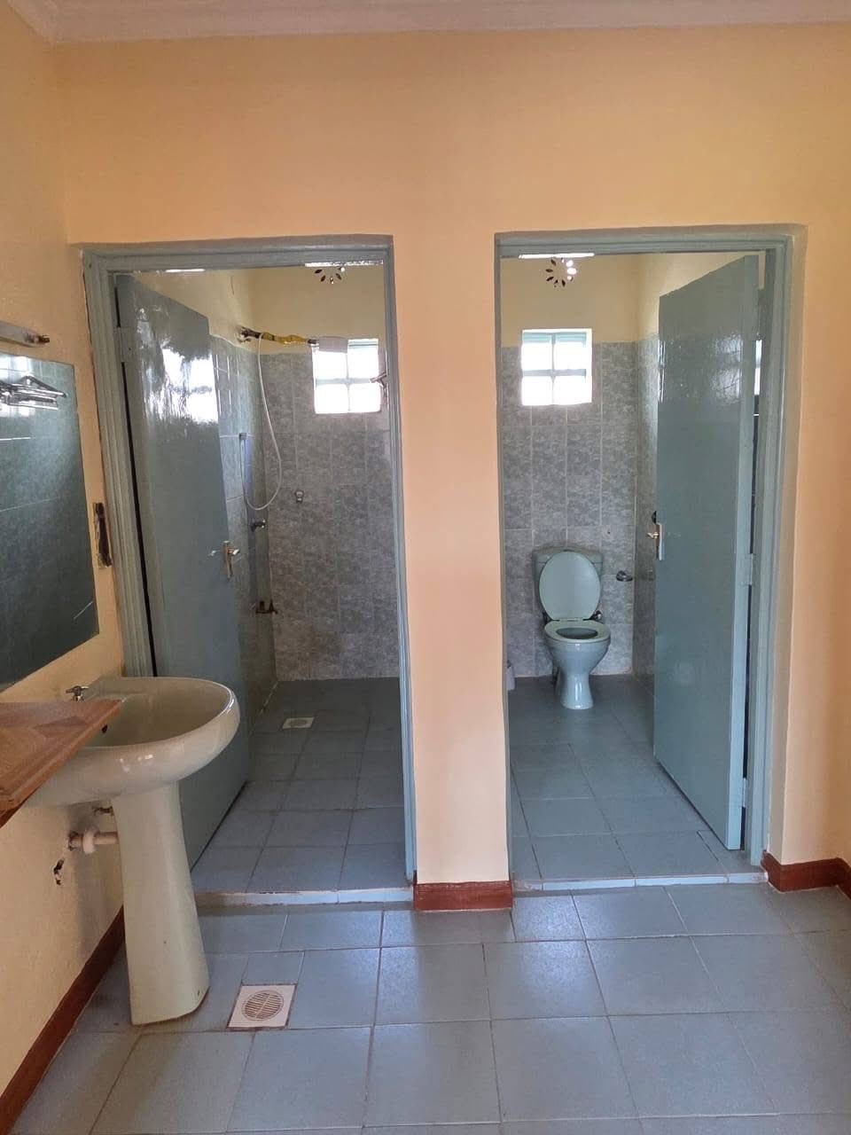 4 Bedroom Bungalow To Let - Utawala Shooters