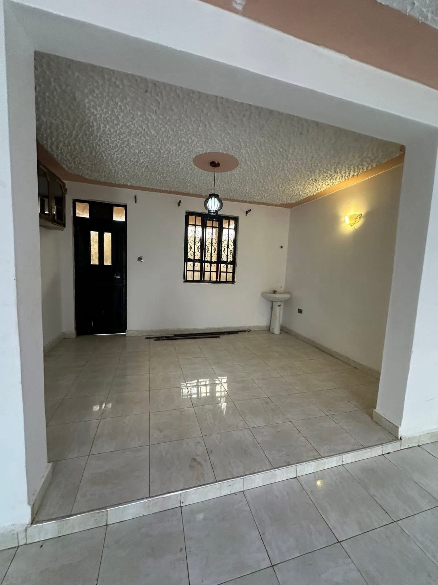4 Bedroom House To Let – Utawala Airways