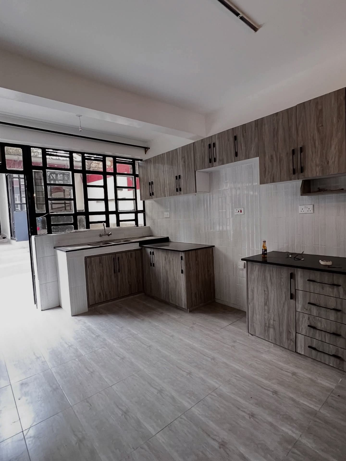 Brand New 5-Bedroom + 2DSQ House for Rent – Mombasa Road