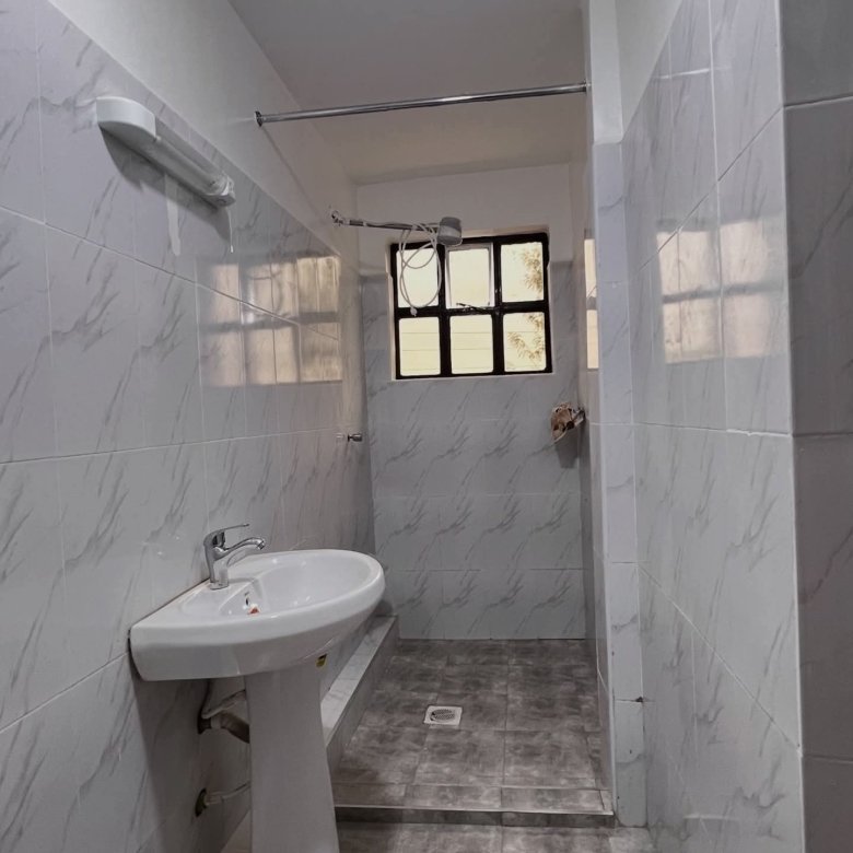 Brand New 5-Bedroom + 2DSQ House for Rent – Mombasa Road