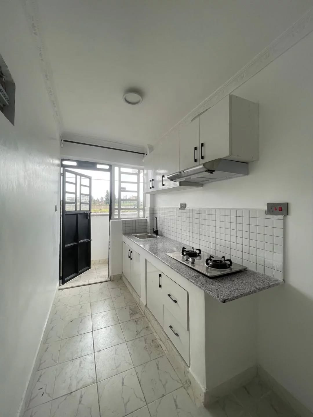 Modern 1 & 2 Bedrooms To Let in Donholm