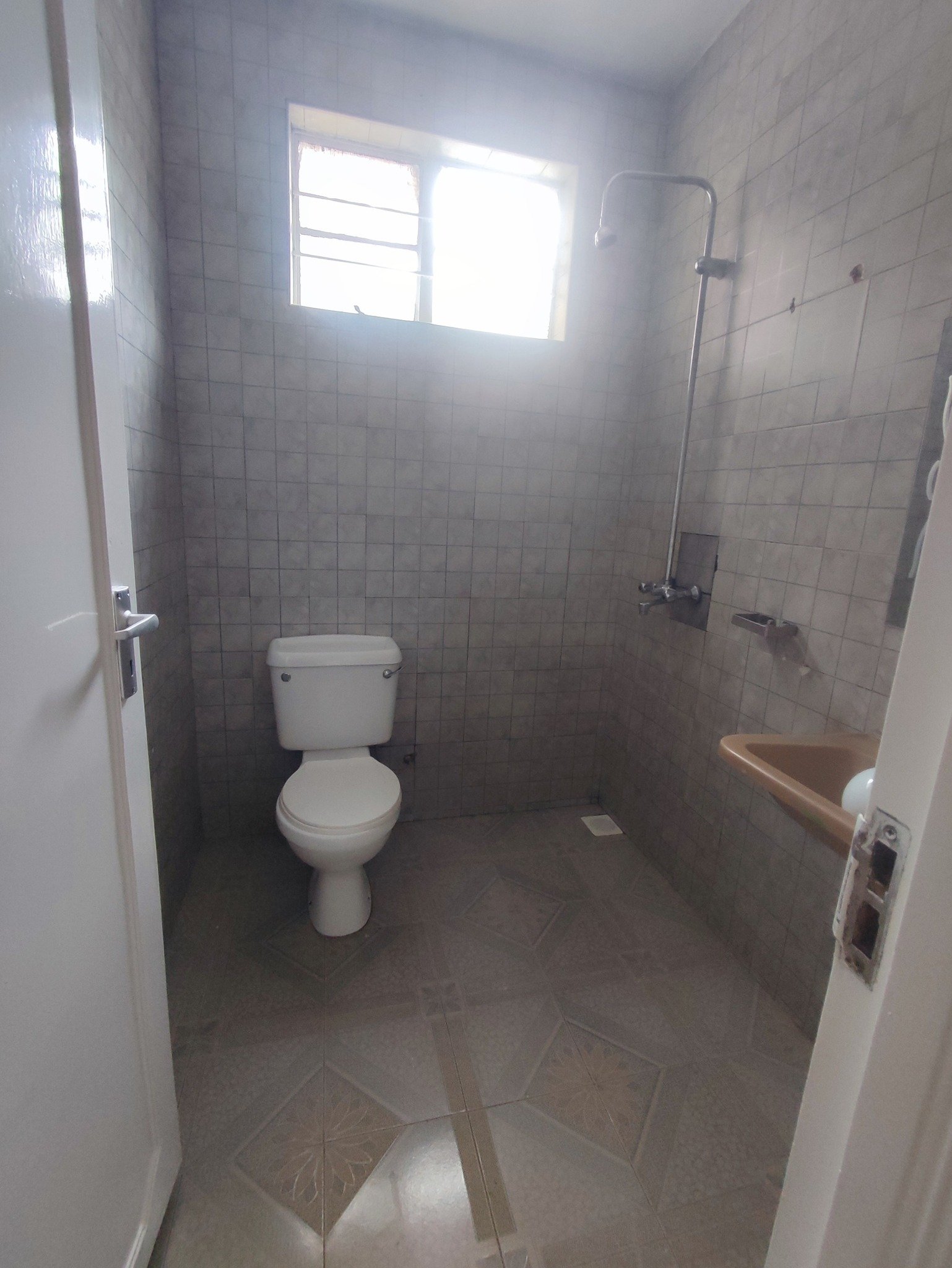 Spacious 1-Bedroom Apartment for Rent in Kileleshwa