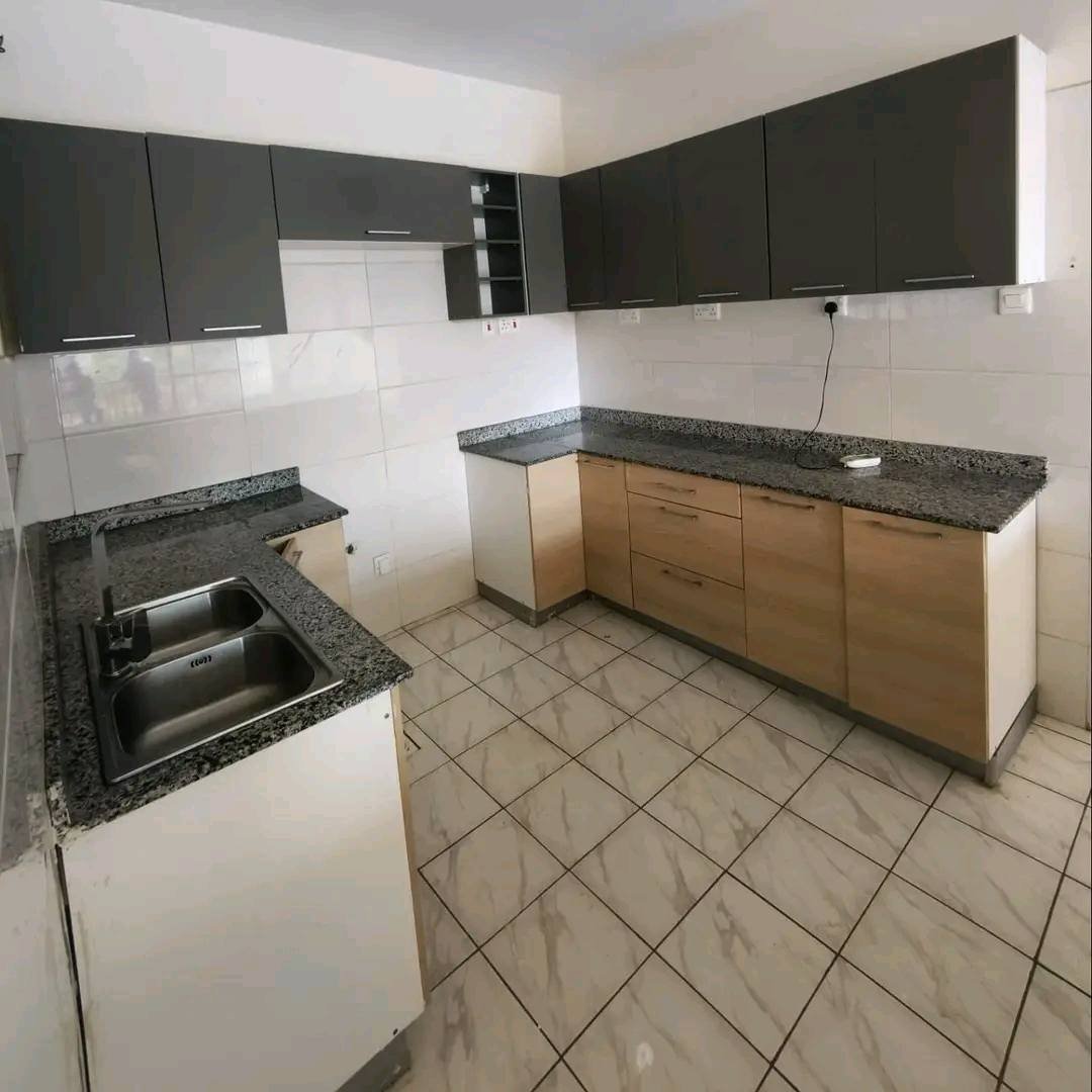 Spacious 2-Bedroom + SQ Master En-suite Apartment – Kileleshwa