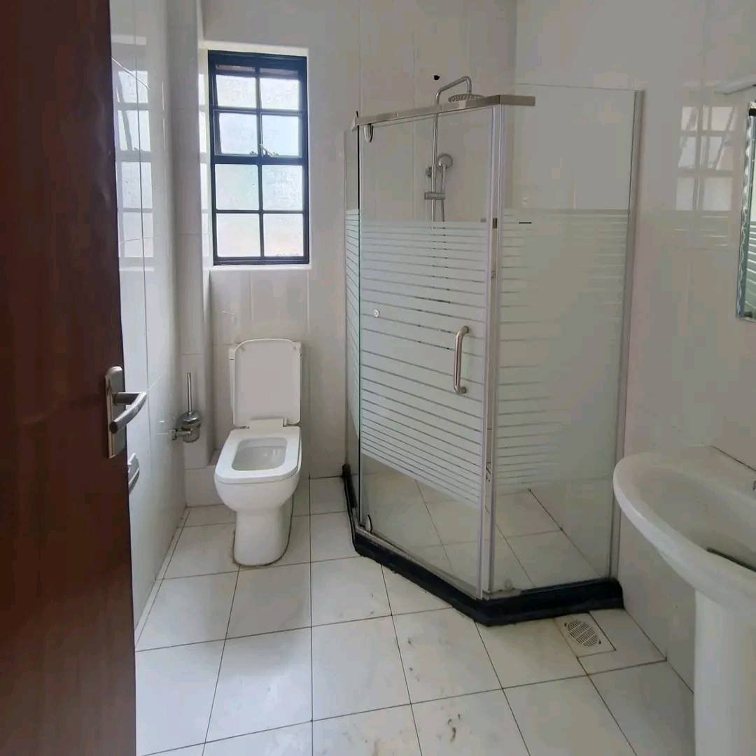 Spacious 2-Bedroom + SQ Master En-suite Apartment – Kileleshwa