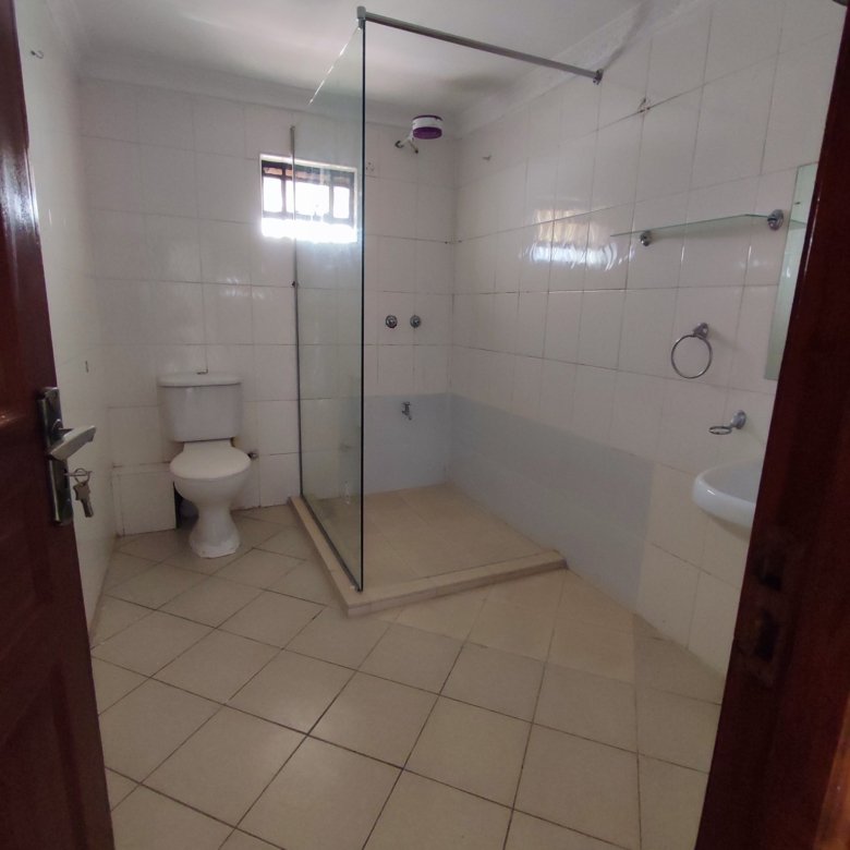 Spacious 3-Bedroom + SQ Apartment for Rent – Kileleshwa