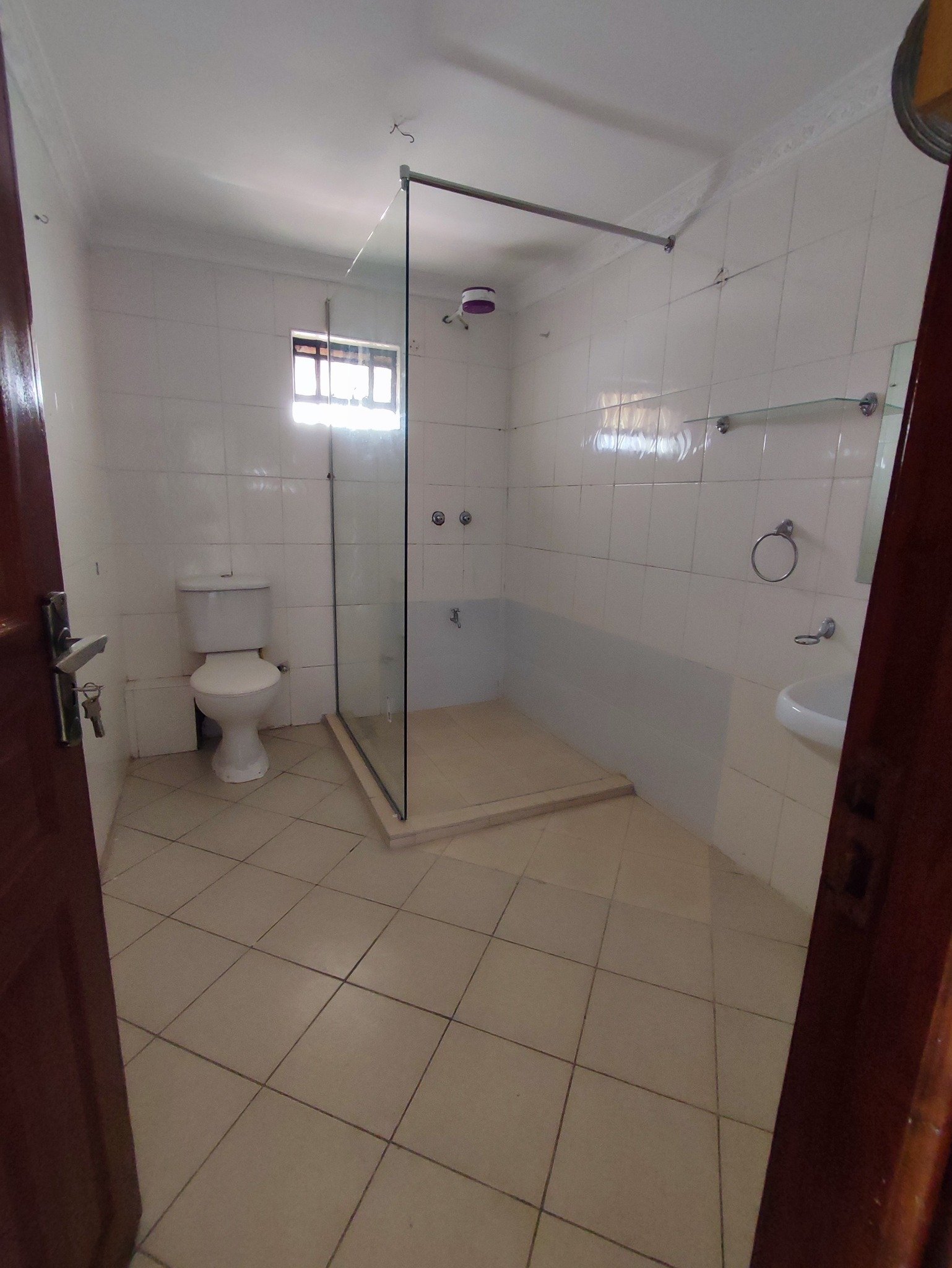 Spacious 3-Bedroom + SQ Apartment for Rent – Kileleshwa