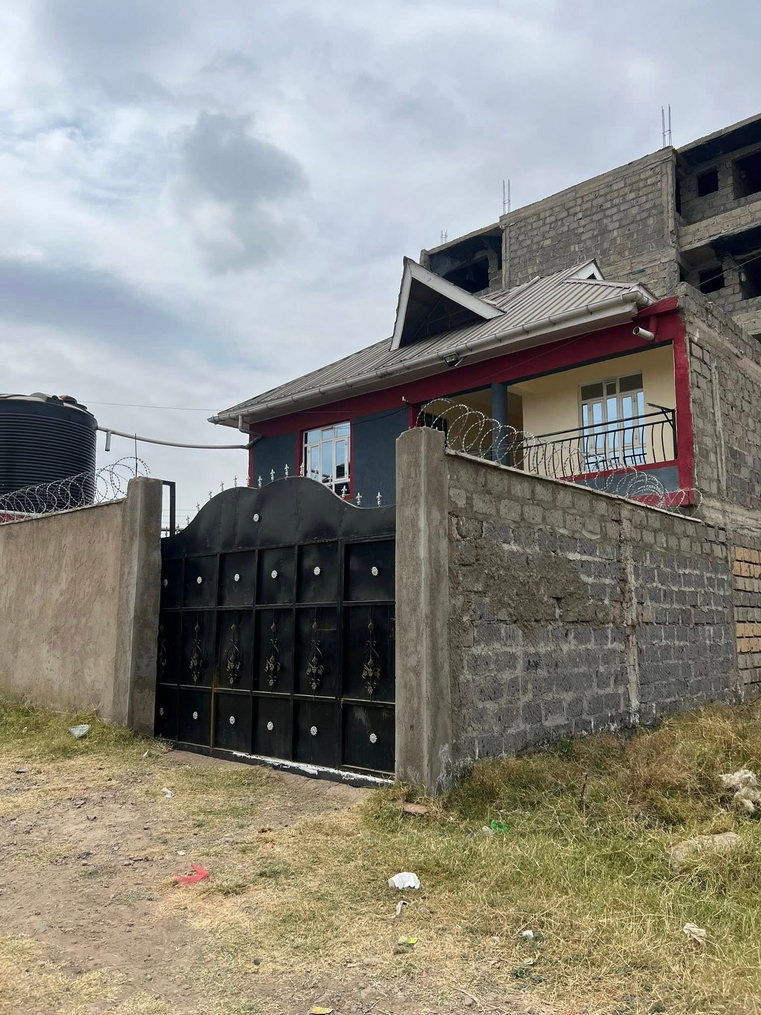 2 Bedroom House To Let – Utawala Airways