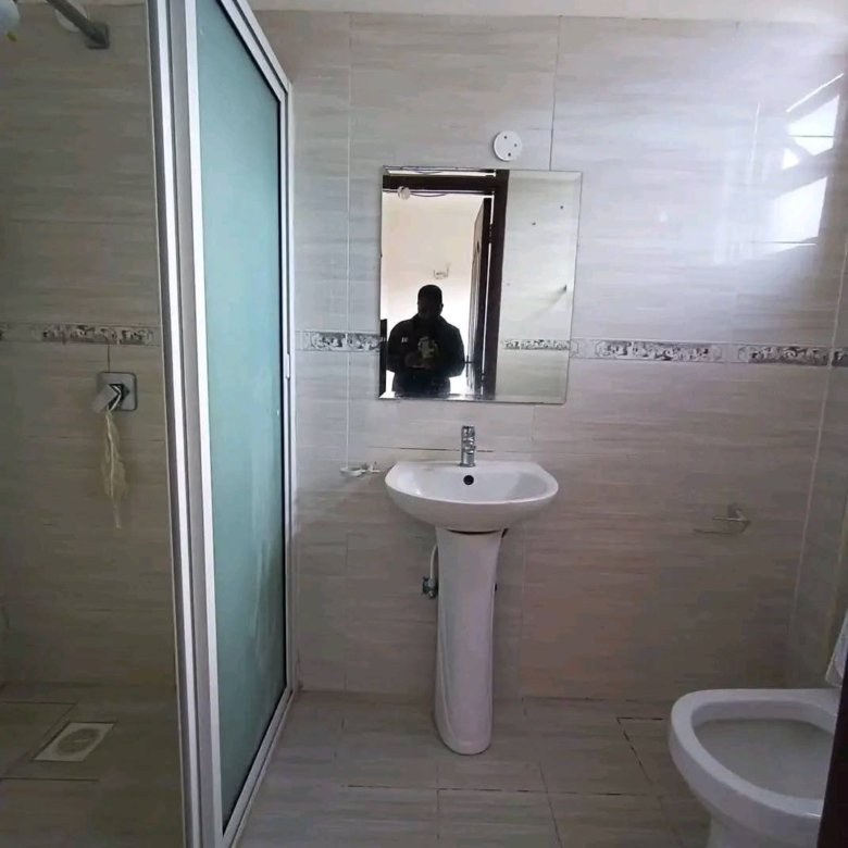 2-Bedroom Master Ensuite Apartment for Rent – Lavington Valley