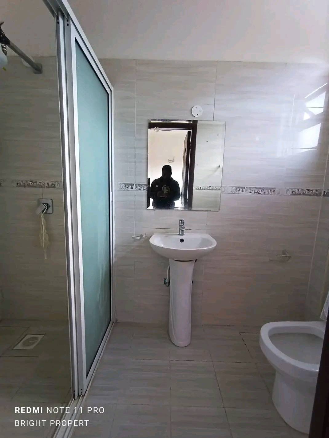 2-Bedroom Master Ensuite Apartment for Rent – Lavington Valley