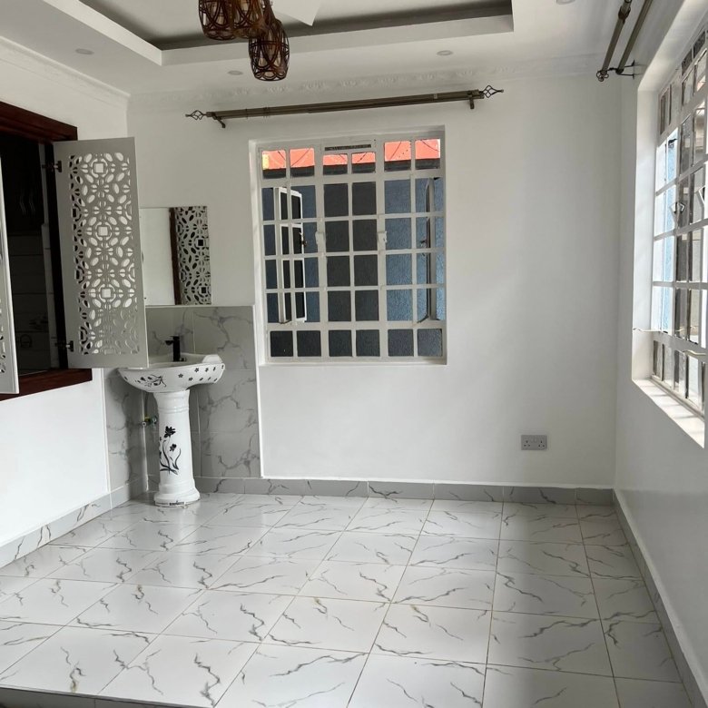 3 Bedroom Master En-Suite House To Let – Utawala Airways