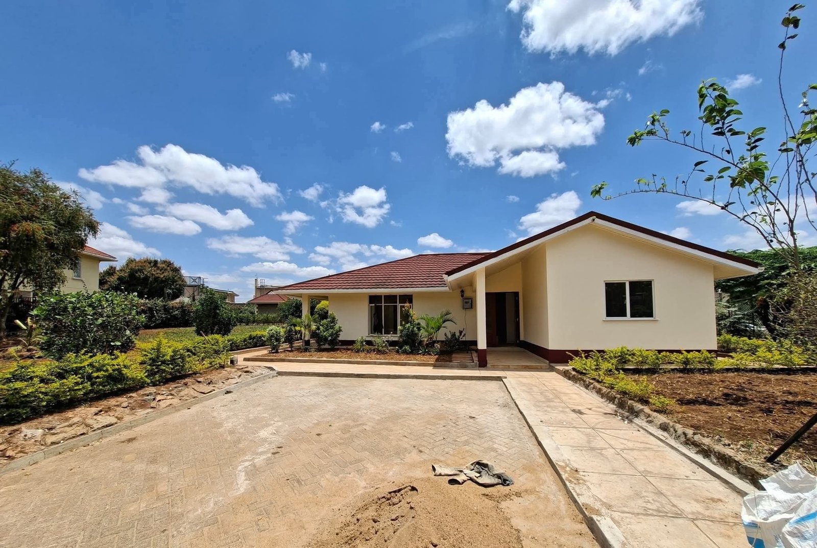 4-Bedroom + DSQ Master Ensuite Bungalow To Let – Athi River