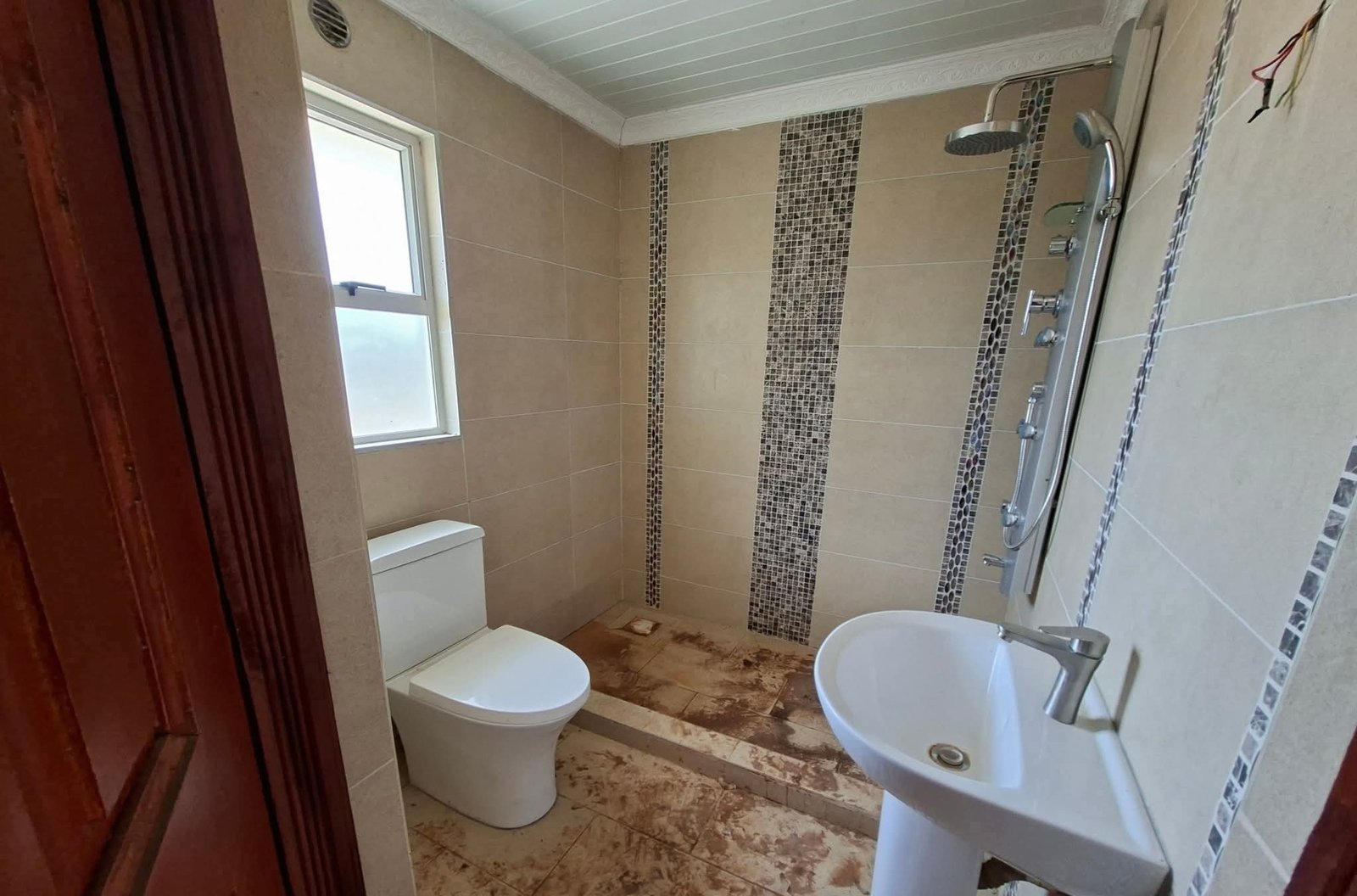 4-Bedroom + DSQ Master Ensuite Bungalow To Let – Athi River