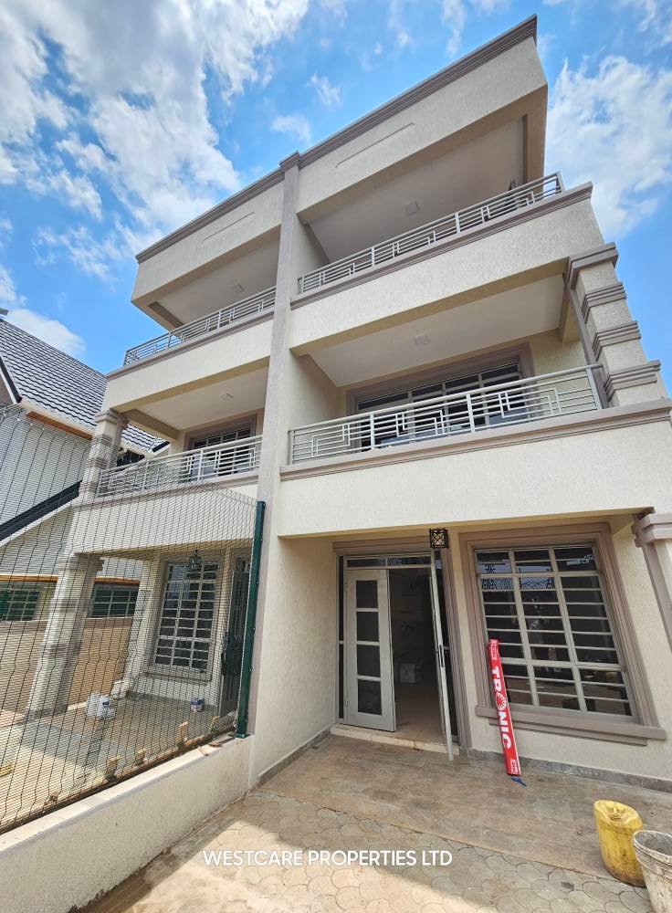 4 Bedroom Own Compound To Let – Kiambu Road, Kiora Estate