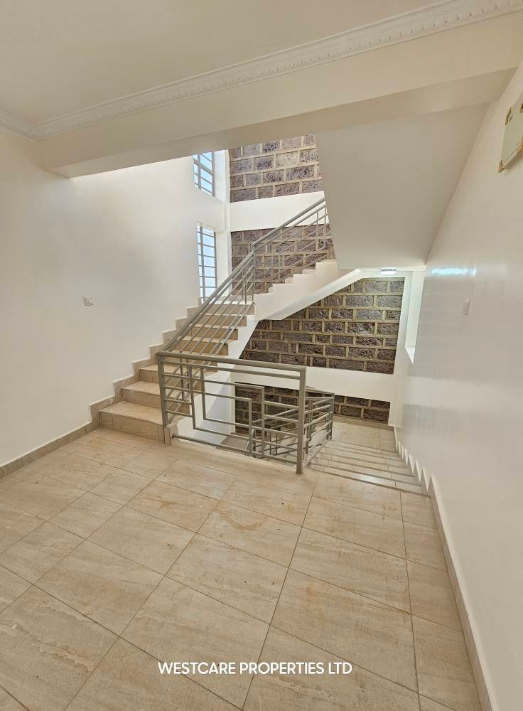 4 Bedroom Own Compound To Let – Kiambu Road, Kiora Estate