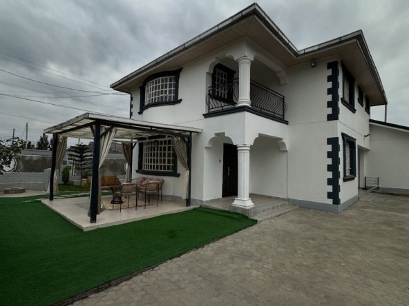 Fully Furnished 3-Bedroom Home To Let – Syokimau