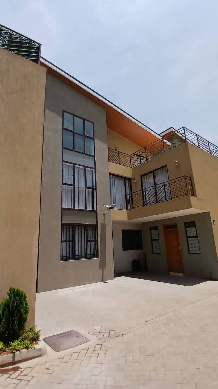 Elegant 5-Bedroom + DSQ House To Let – Syokimau