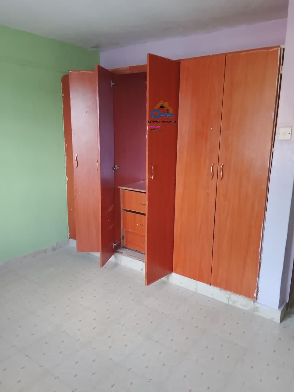 2 Bedroom Apartment To Let in Kasarani Garage
