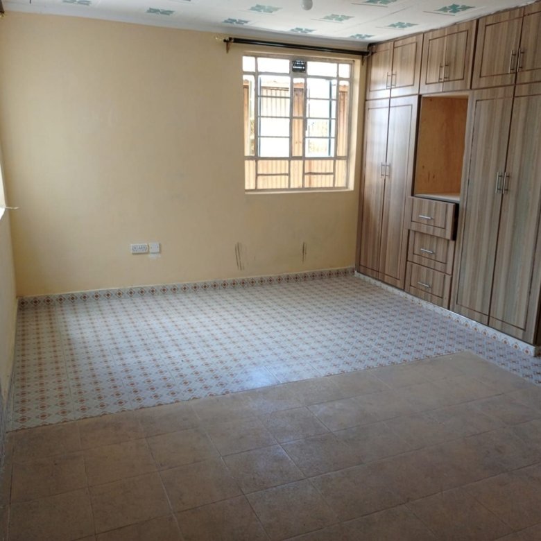 2 Bedroom Master Ensuite Home To Let – Utawala Airways