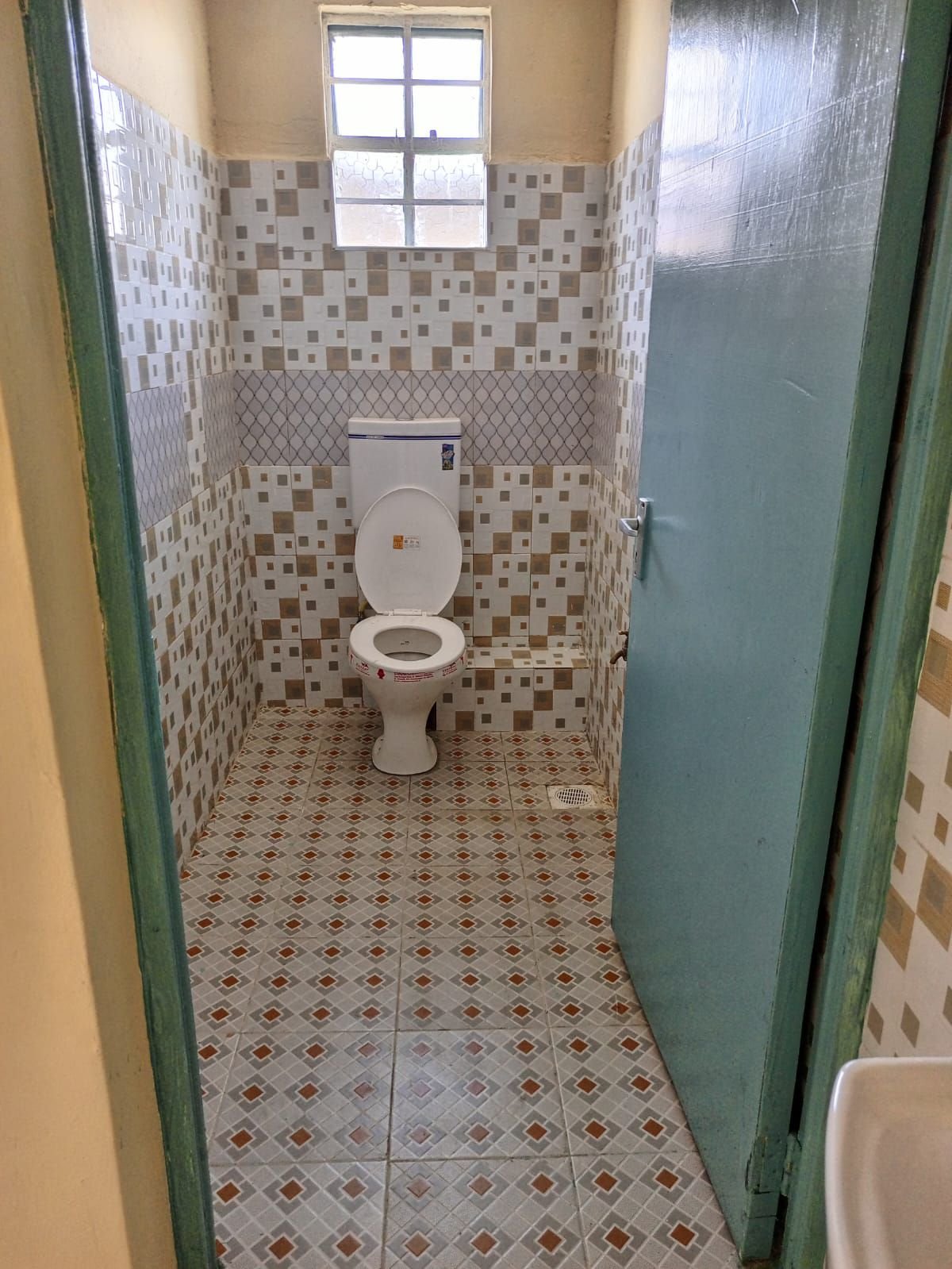 2 Bedroom Master Ensuite Home To Let – Utawala Airways