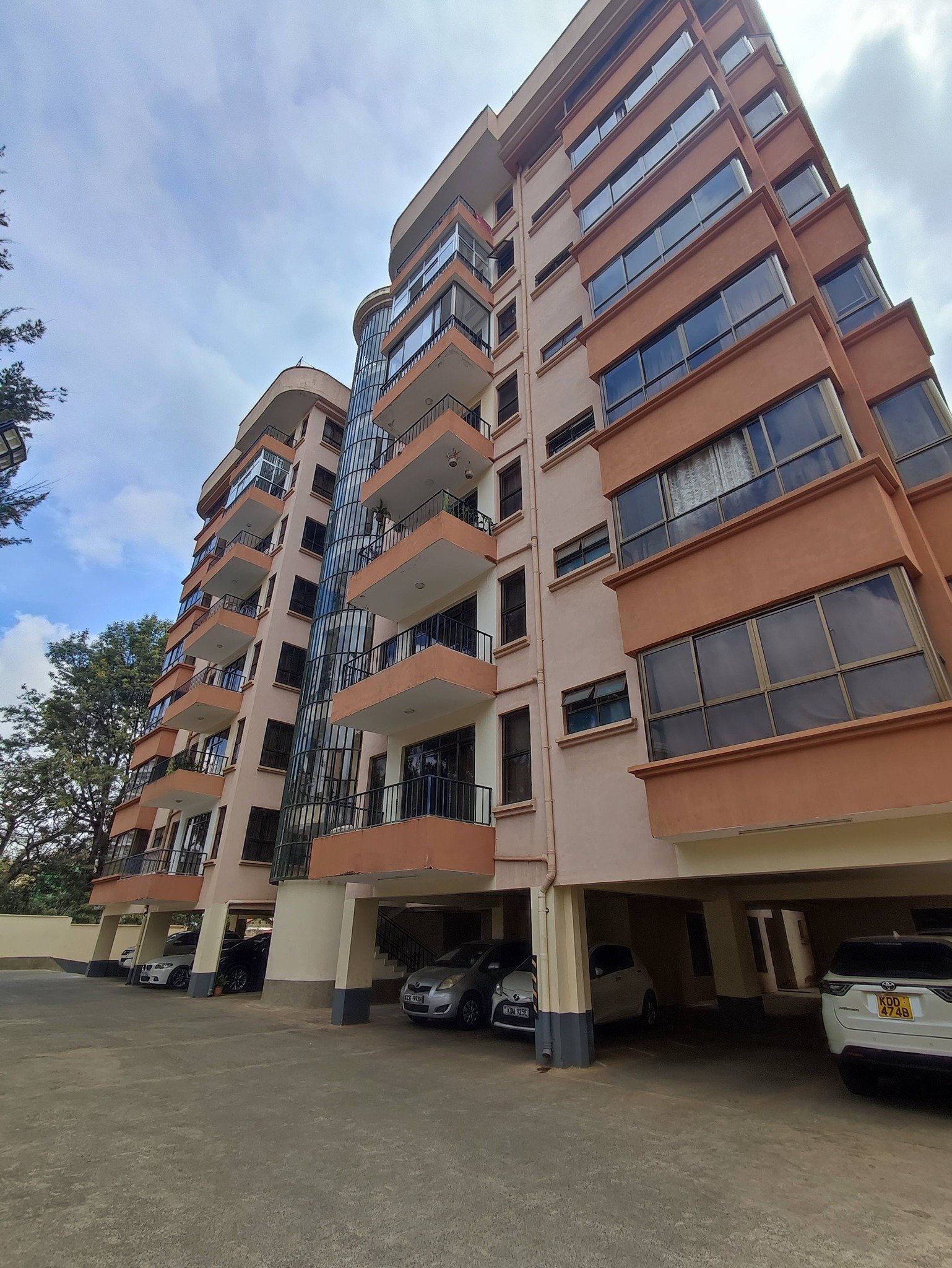 3 Bedroom All Ensuite Apartment + SQ Kileleshwa To Let