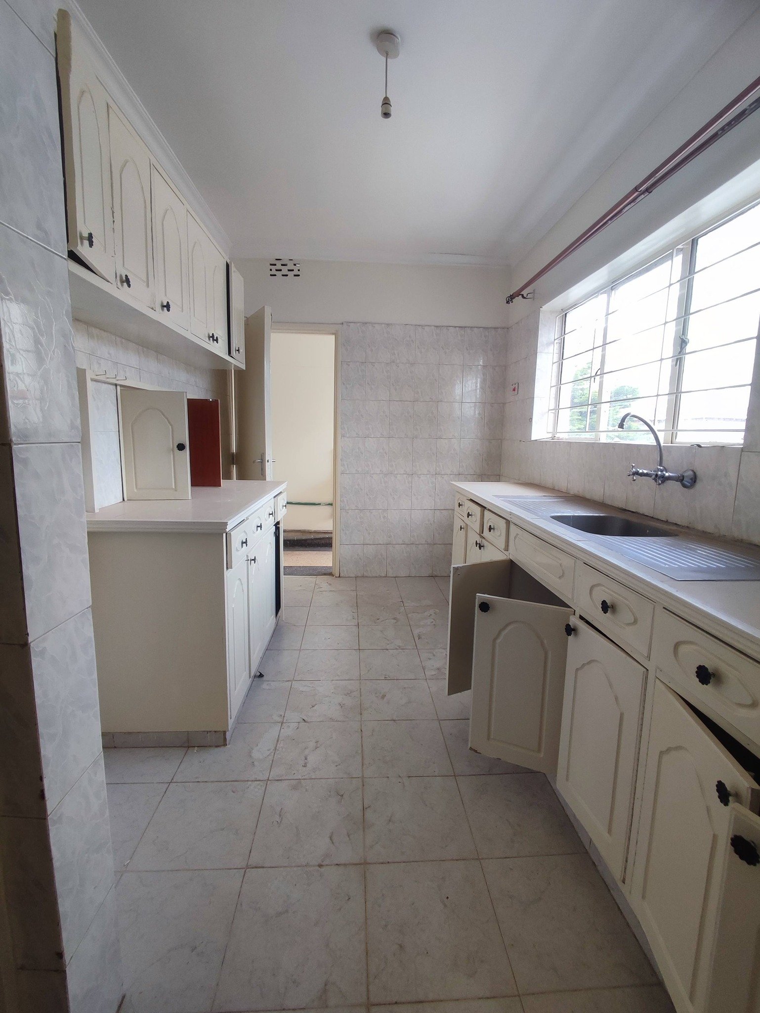 3-Bedroom Apartment To Let – Kilimani (Near Yaya Center)