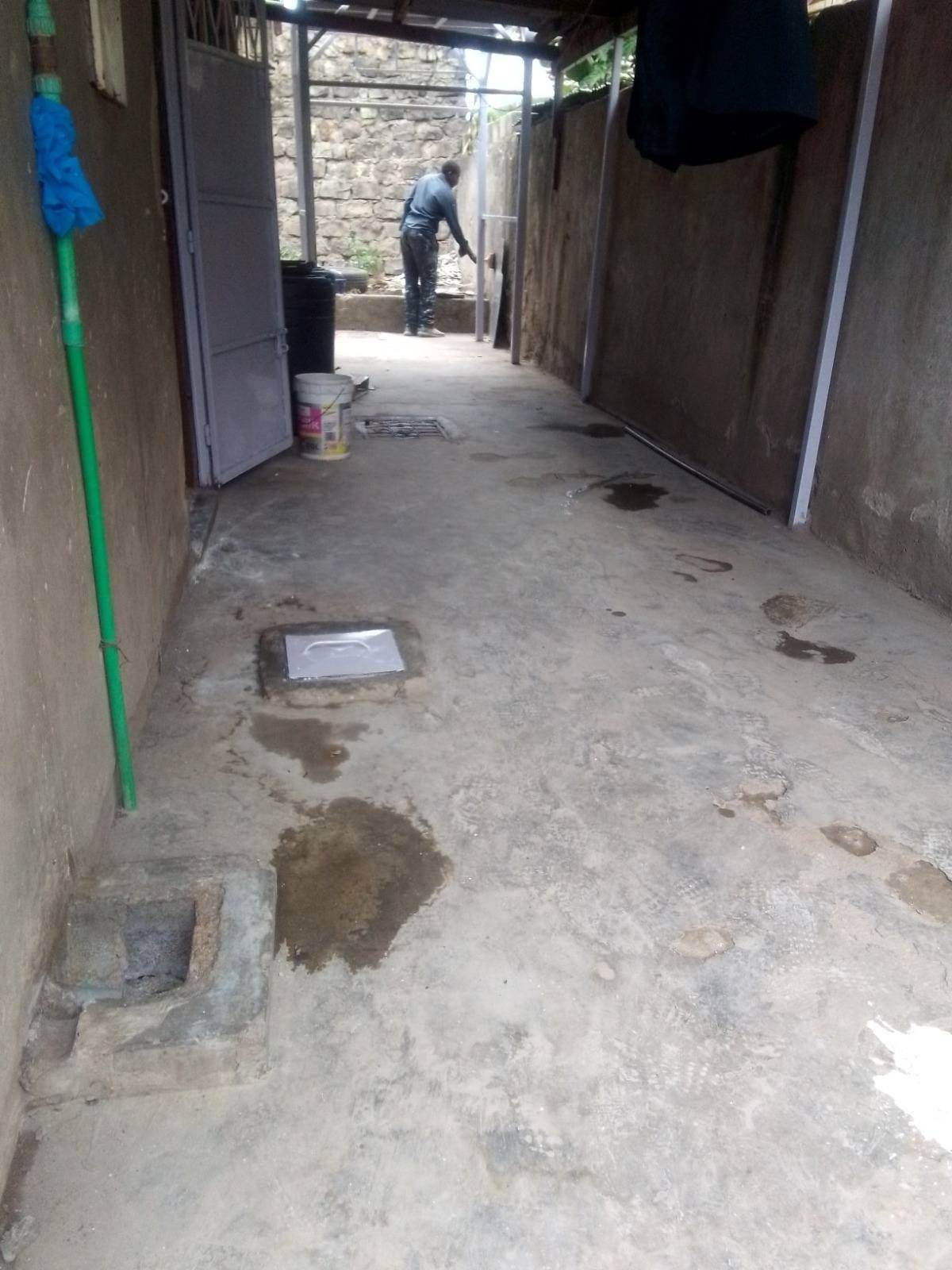 3-Bedroom Bungalow to Let – Tena Estate