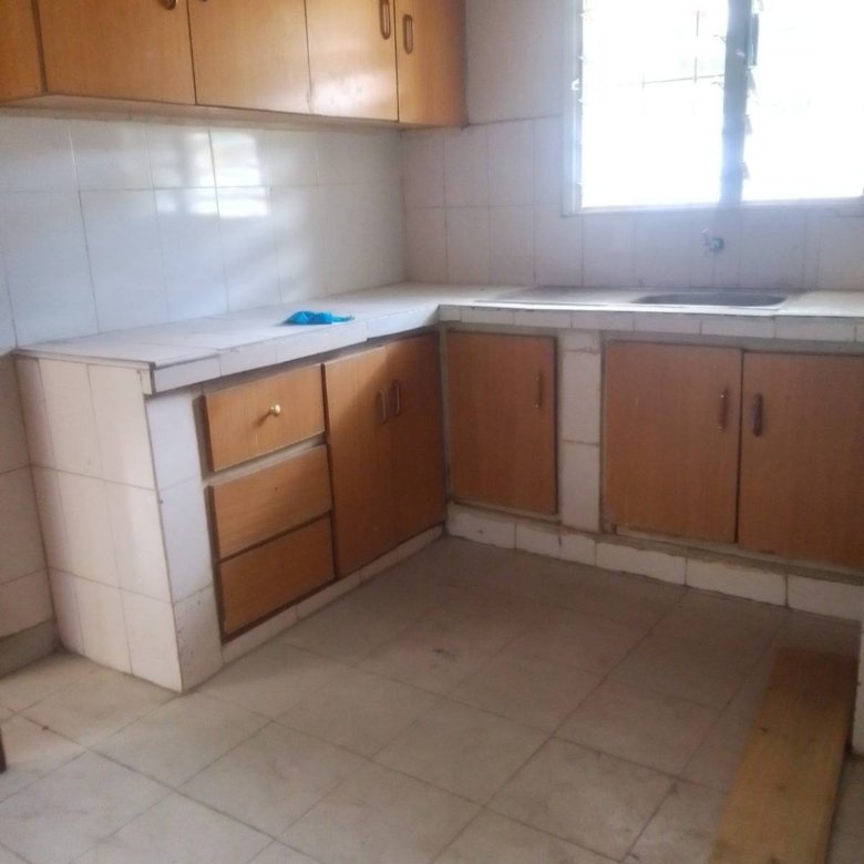 3-Bedroom Bungalow to Let – Tena Estate