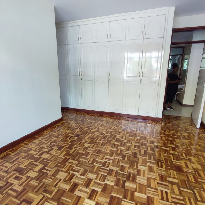 Spacious 3-Bedroom Apartment + SQ To Let – Off Ole Dume Road