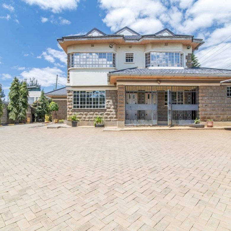 Spacious 4-Bedroom All En-Suite Home + DSQ To Let – Kitengela