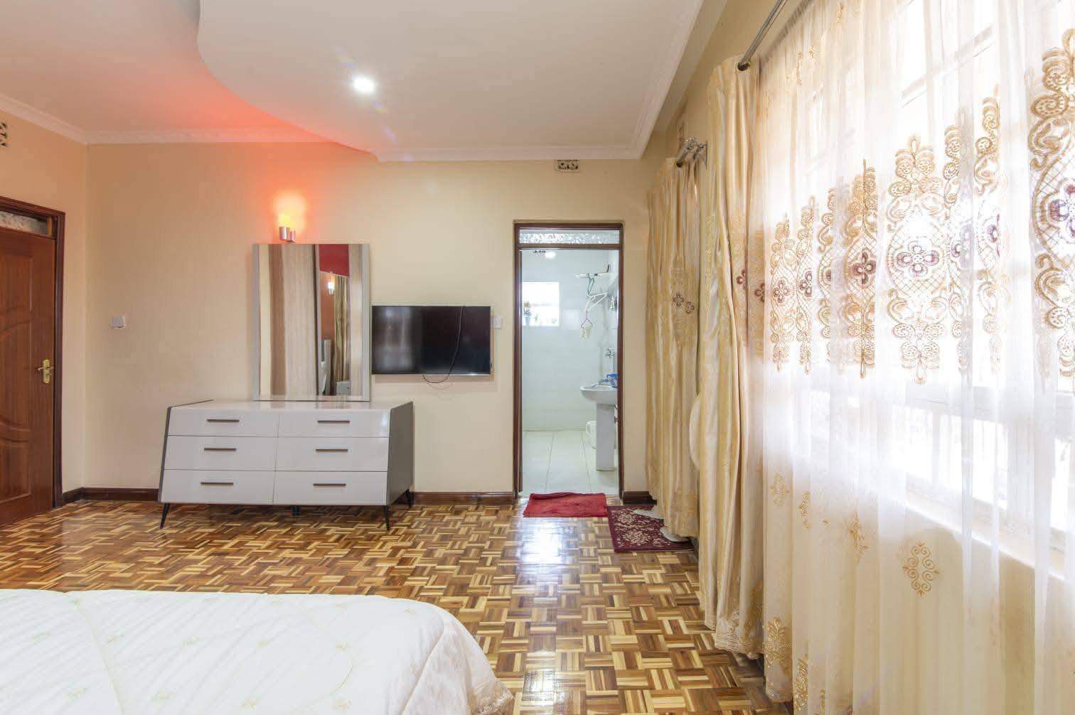 Spacious 4-Bedroom All En-Suite Home + DSQ To Let – Kitengela