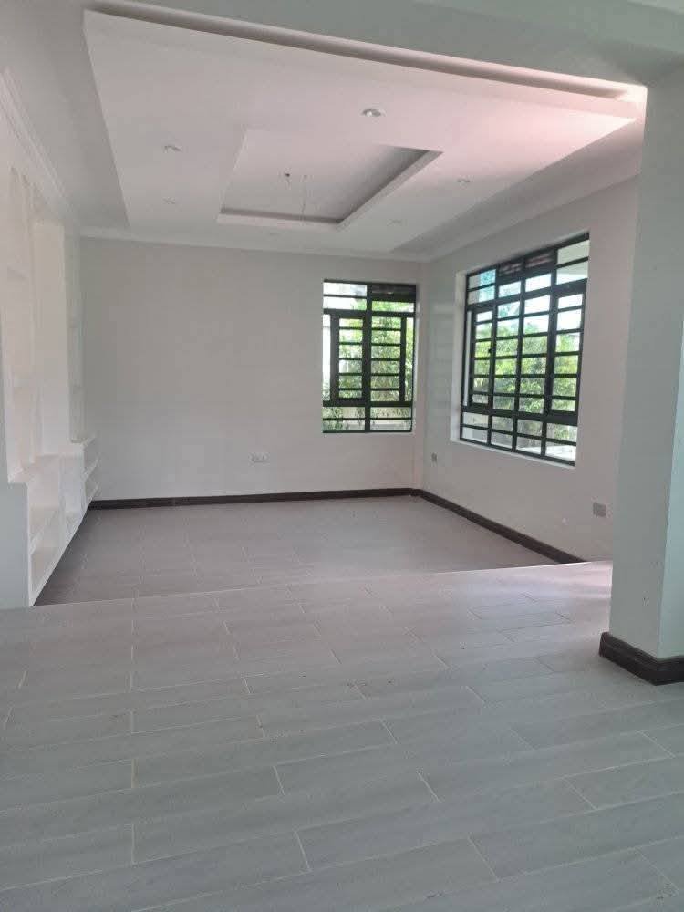 Spacious 4-Bedroom Mansionette + DSQ To Let – Kitengela