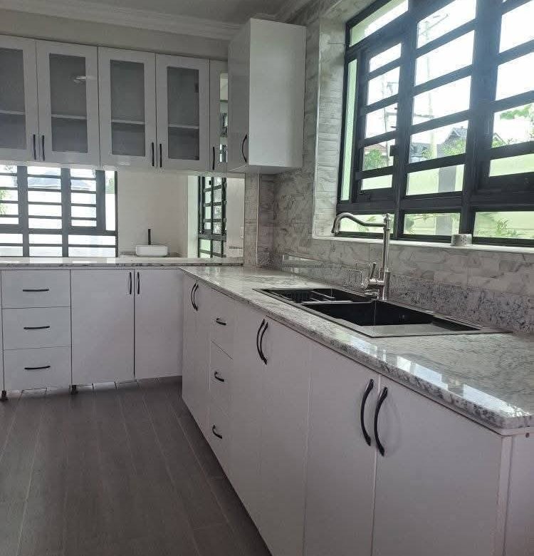 Spacious 4-Bedroom Mansionette + DSQ To Let – Kitengela