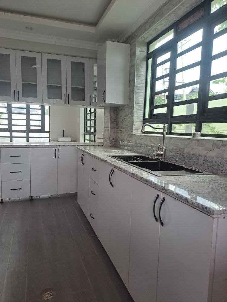 Spacious 4-Bedroom Mansionette + DSQ To Let – Kitengela