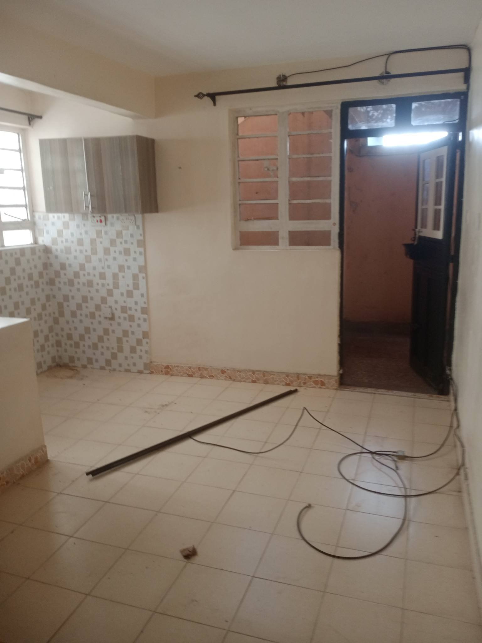 Spacious Bedsitter To Let – Buruburu