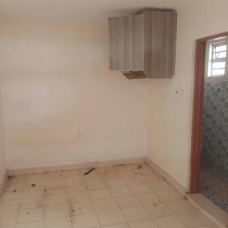 Spacious Bedsitter To Let – Buruburu