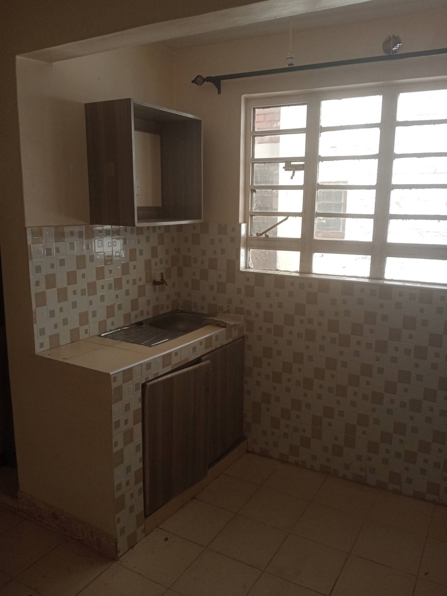 Spacious Bedsitter To Let – Buruburu