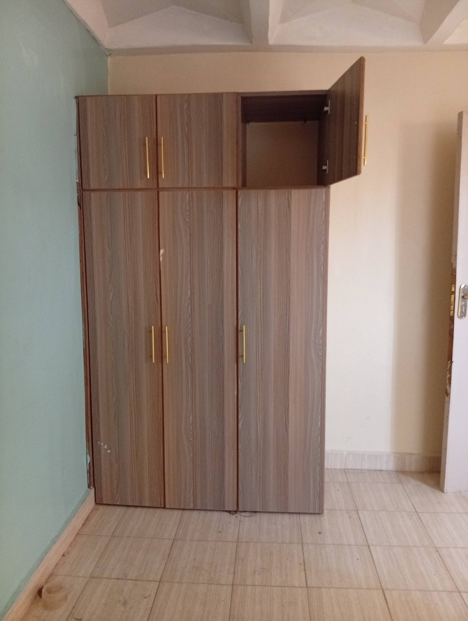 1 Bedroom Apartment To Let in Kisii Estate (Opposite Leather)