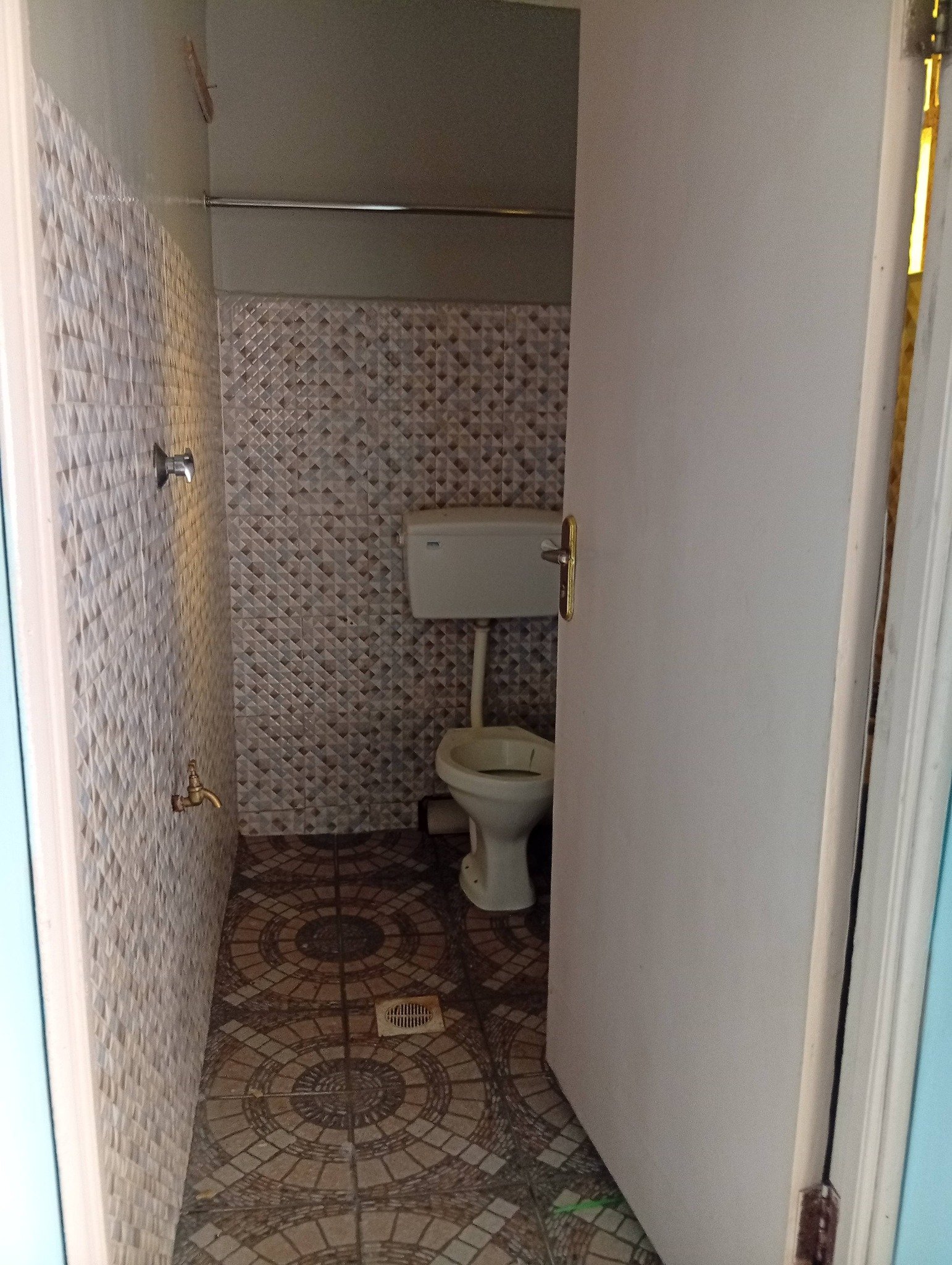 1 Bedroom Apartment To Let in Kisii Estate (Opposite Leather)