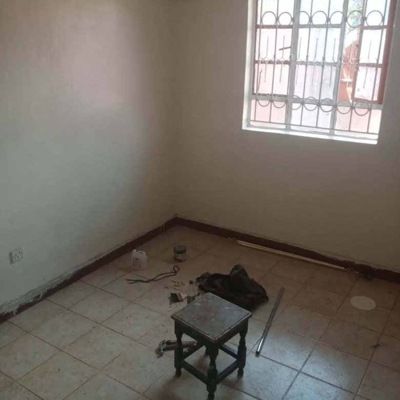 2 Bedroom Maisonette To Let - Buruburu