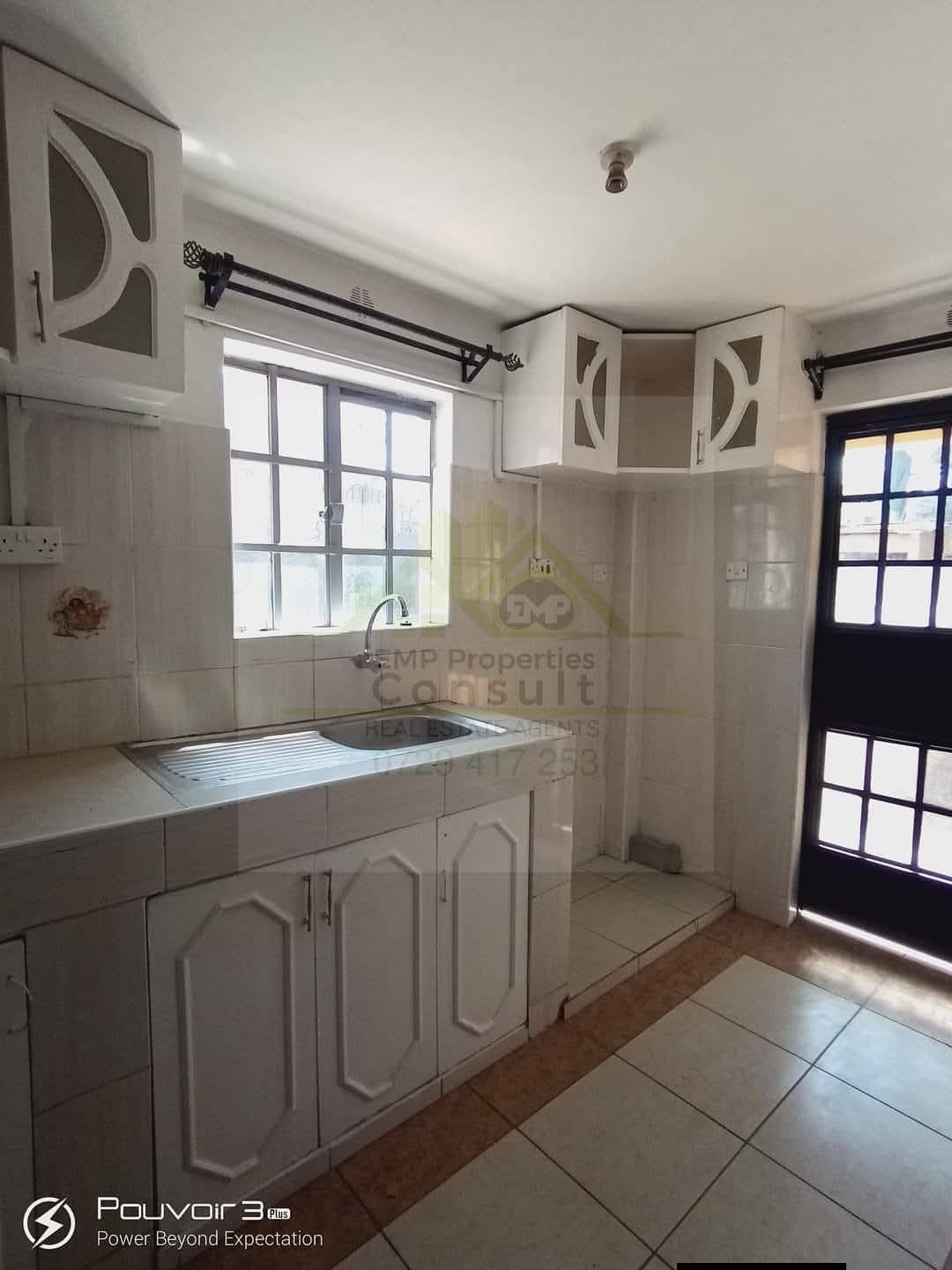 2 Bedroom Master Ensuite Apartment To Let in South C