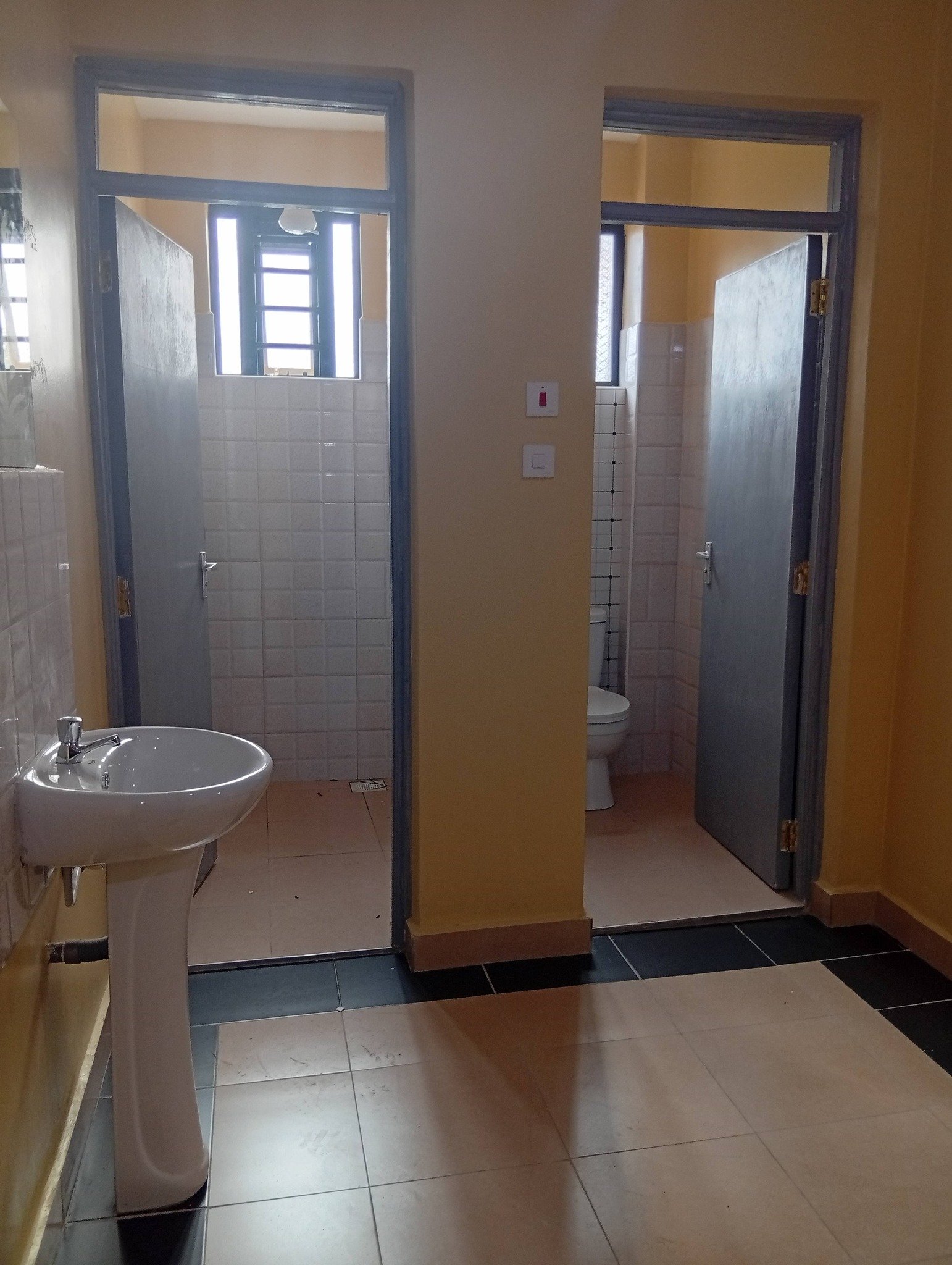 2 Bedroom To Let in Kamwangi Mang’u