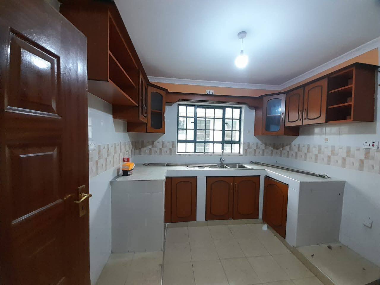 3 Bedroom Master En-Suite Apartment For Rent – Syokimau