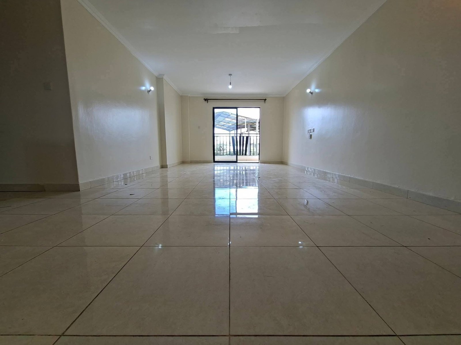 3 Bedroom Master En-Suite Apartment with DSQ For Rent – Syokimau